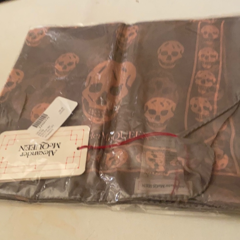 COPY - Alexander McQueen silk scarf - Picture 1 of 13